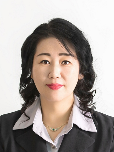 박재희